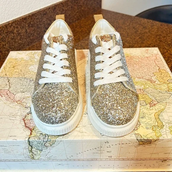 BP NWOB Sonny Glittery Lace-Up Platform Sneakers SZ: 8 M - Picture 3 of 9